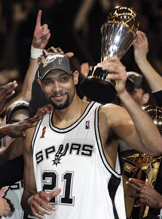 tim duncan wife amy. Tim Duncan: Champion on and